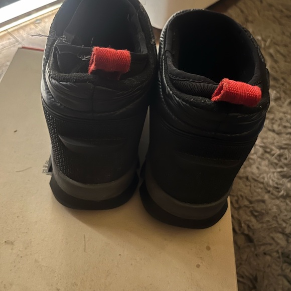 Black and red hunter mini rain boots, durable for winter snow rain cold Wsize 9 - Picture 3 of 6